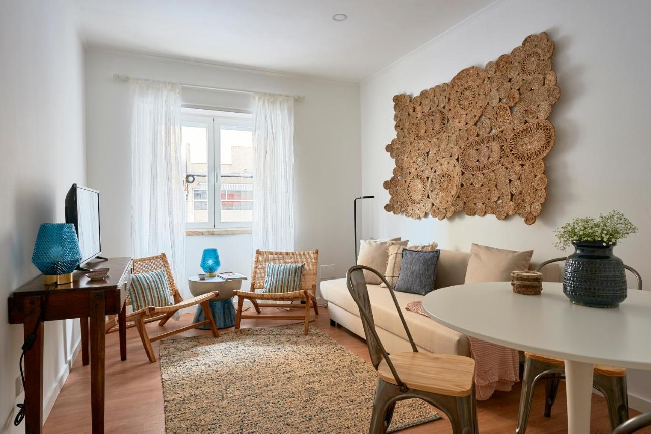 Belem Light Filled With Patio, By Timecooler Apartment Lisbon