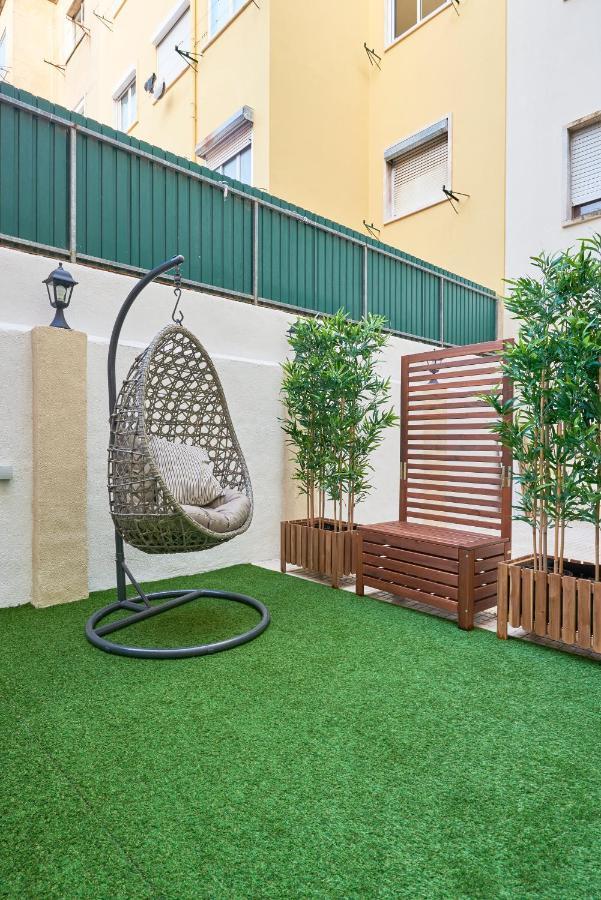 Belem Light Filled With Patio, By Timecooler Apartment *